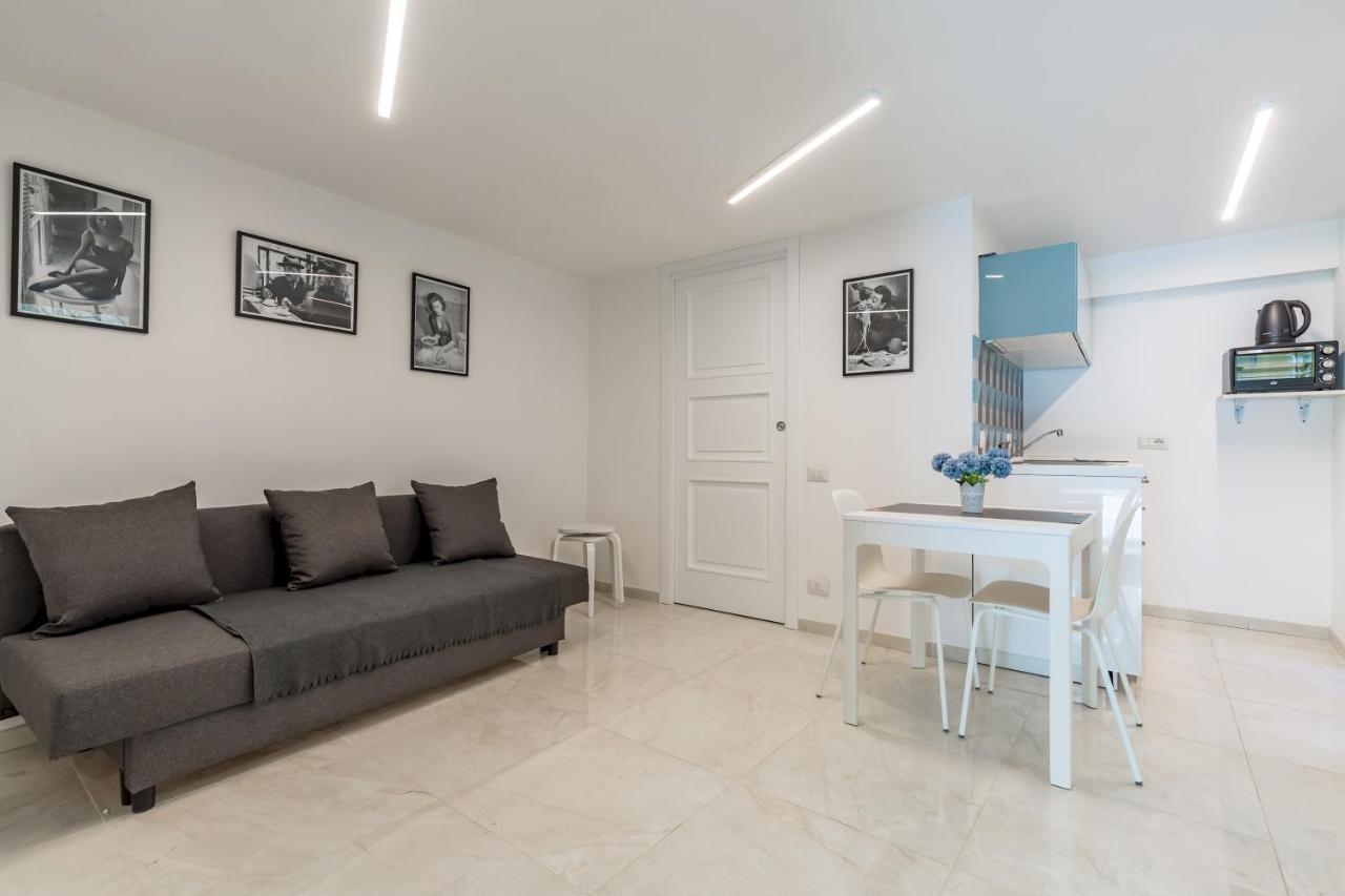 Umberto'S Nest At Toledo Apartment เนเปิลส์ ภายนอก รูปภาพ