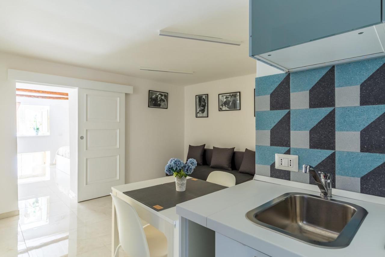 Umberto'S Nest At Toledo Apartment เนเปิลส์ ภายนอก รูปภาพ